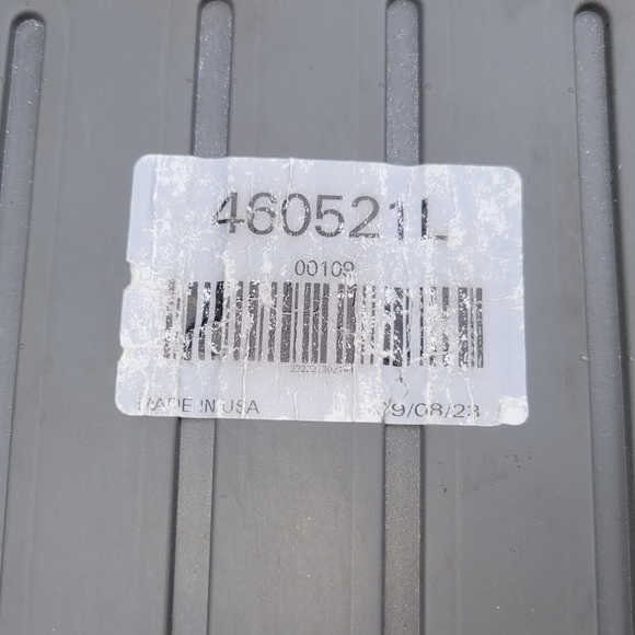 GUC WeatherTech Custom Fit Floor Liners 1st Row Gray Floor Mats #460521L - Picture 2 of 2